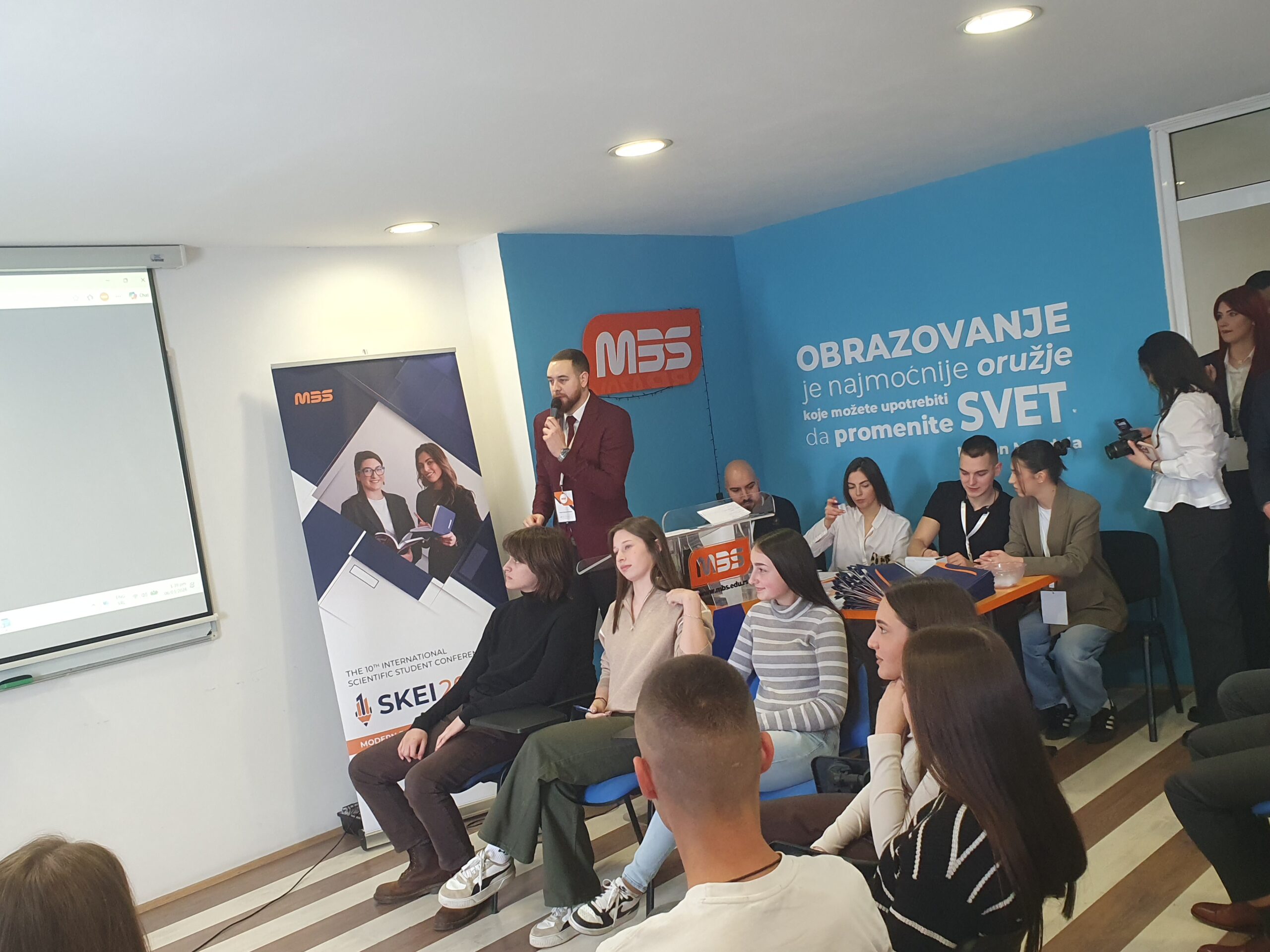 Наши ученици на „Modern business challenge“