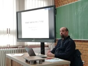 Млади и рад на црно – фокус на младе у ризику