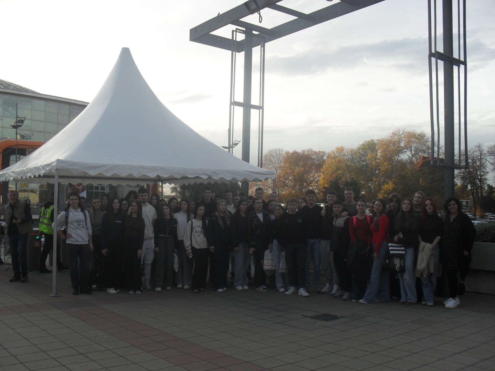 Ученици Гимназије „Свети Сава“ на 68. Међународном сајму књига